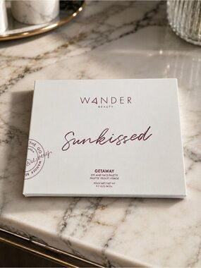 Wander Beauty Sunkissed Getaway Eye & Face Palette - BNIB!!